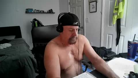 Florida guy online show from 02-05-25, 04:48