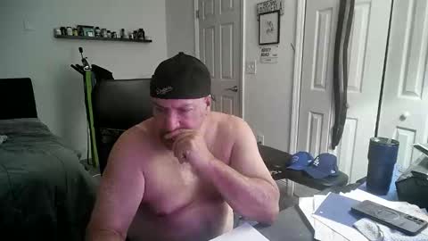 Florida guy online show from 09-23-25, 04:15