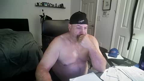 Florida guy online show from 09-30-25, 04:56