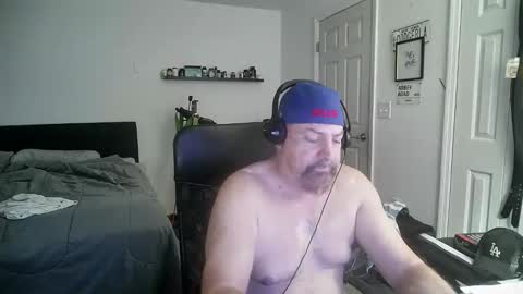 Florida guy online show from 12-01-25, 02:00