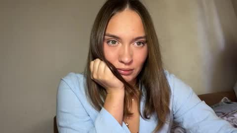 Emma online show from 08-08-26, 02:57