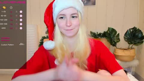 Snapshot of fleximona chatting on 12-21-24, 09:33 FlexiMona online show from 12-21-24, 09:33