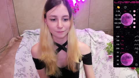 Snapshot of fleximona chatting on 01-31-25, 03:44 FlexiMona online show from 01-31-25, 03:44