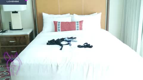 Snapshot of flexybae1997 chatting on 10-21-25, 05:57 FlexyBoy997 online show from 10-21-25, 05:57