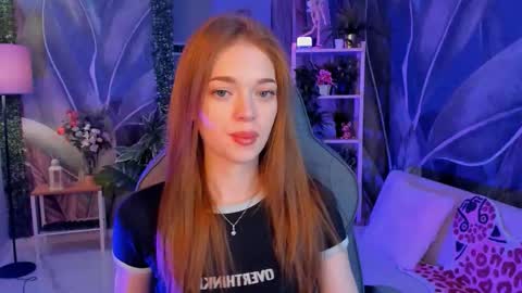 Snapshot of flexyfoxy chatting on 10-07-25, 06:54 Flexyfoxy online show from 10-07-25, 06:54