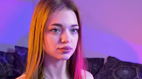 Snapshot of flexyfoxy chatting on 10-13-25, 08:36 Flexyfoxy online show from 10-13-25, 08:36