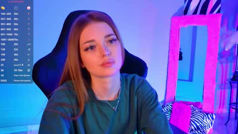 Snapshot of flexyfoxy chatting on 03-06-26, 12:56 Flexyfoxy online show from 03-06-26, 12:56