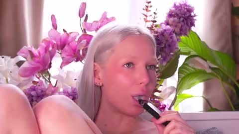 Snapshot of flexylover_ chatting on 12-15-25, 11:03 Im nude naked fuck lovense online show from 12-15-25, 11:03