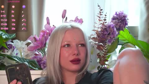 Snapshot of flexylover_ chatting on 12-18-25, 11:38 Im nude naked fuck lovense online show from 12-18-25, 11:38