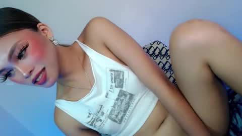 Suzy online show from 10-09-25, 01:53