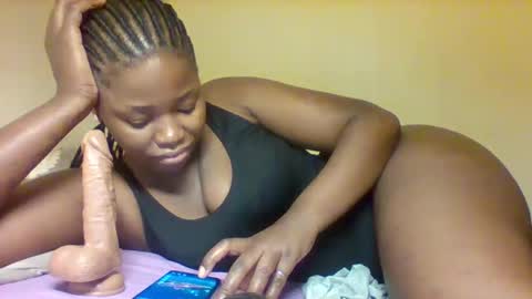 Amber online show from 12-20-25, 01:12