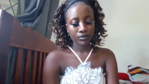 Snapshot of flirty_arrya chatting on 04-10-26, 11:15 flirty_arrya online show from 04-10-26, 11:15