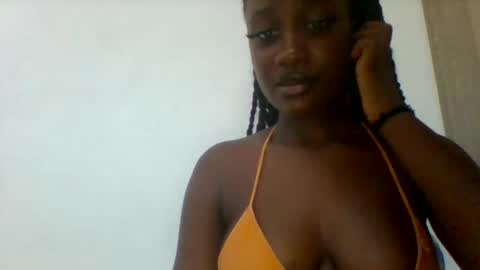 Snapshot of flirty_arrya chatting on 04-21-26, 10:43 flirty_arrya online show from 04-21-26, 10:43