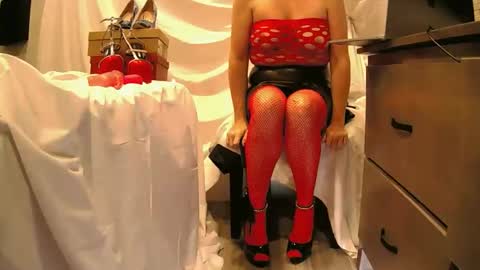 Snapshot of flirtydirtyfiona chatting on 11-23-25, 07:35 flirtydirtyfiona online show from 11-23-25, 07:35