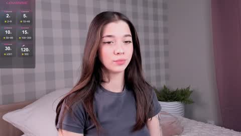 Emely  online show from 01-10-25, 11:08