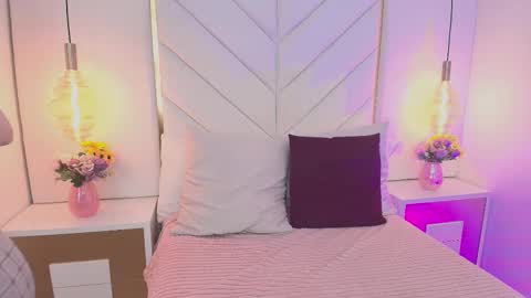 Luna online show from 09-17-25, 12:40