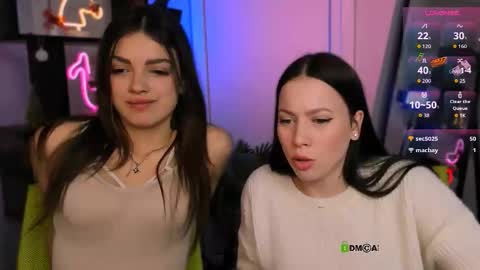 Snapshot of flora_nyx chatting on 01-06-26, 04:54 flora_nyx online show from 01-06-26, 04:54