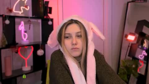 Snapshot of flora_nyx chatting on 01-11-26, 06:18 flora_nyx online show from 01-11-26, 06:18