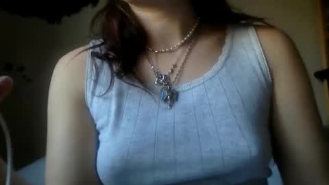 Snapshot of floraexploration chatting on 11-18-25, 03:05 floraexploration online show from 11-18-25, 03:05