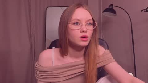 hey there guys im Flora no not the one from WInx. But I love magical stuff and especially I love nature. I dont know I thin online show from 05-11-26, 04:04