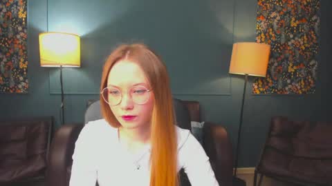 hey there guys im Flora no not the one from WInx. But I love magical stuff and especially I love nature. I dont know I thin online show from 05-17-26, 10:00