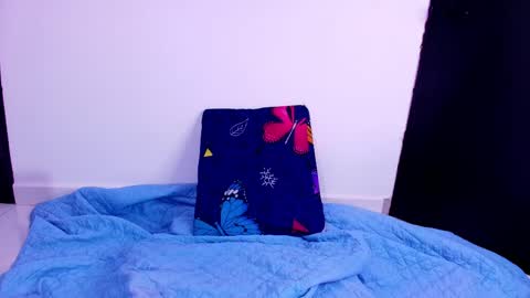 Flordecayena  online show from 05-30-26, 03:03