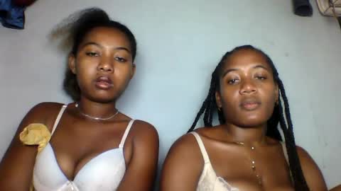 florencia011 online show from 03-03-25, 06:59