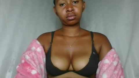 florencia011 online show from 12-22-25, 06:16