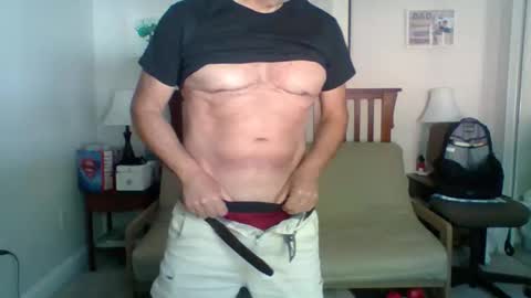 Snapshot of floridamuffdive chatting on 03-27-26, 03:01 floridamuffdive online show from 03-27-26, 03:01