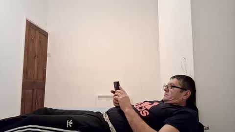 Snapshot of florincar chatting on 01-06-26, 10:12 florincar online show from 01-06-26, 10:12