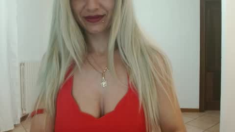 Snapshot of florya4you chatting on 10-02-25, 12:45 florya4you online show from 10-02-25, 12:45