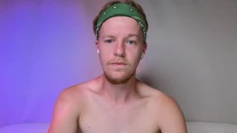 Snapshot of flower_haze chatting on 09-23-25, 02:25 Alexander online show from 09-23-25, 02:25