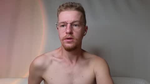 Snapshot of flower_haze chatting on 10-19-25, 02:34 Alexander online show from 10-19-25, 02:34