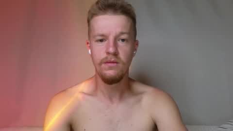 Snapshot of flower_haze chatting on 10-21-25, 03:40 Alexander online show from 10-21-25, 03:40