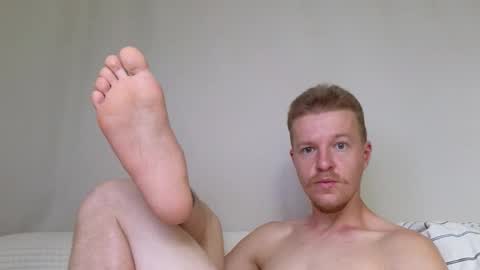 Snapshot of flower_haze chatting on 10-27-25, 06:17 Alexander online show from 10-27-25, 06:17