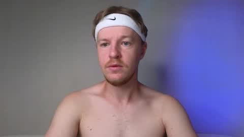 Snapshot of flower_haze chatting on 05-04-26, 03:57 Alexander online show from 05-04-26, 03:57