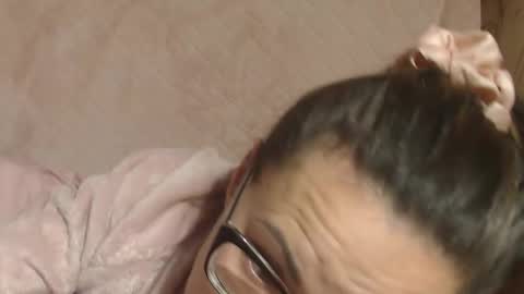 say meow and send tip  online show from 11-27-25, 09:00