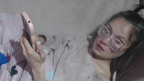 say meow and send tip  online show from 04-24-26, 08:33