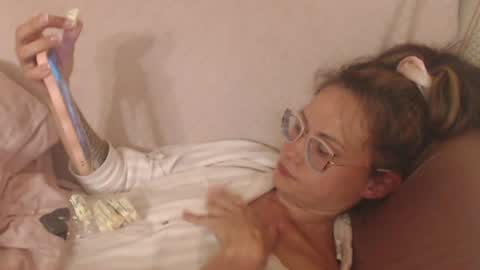 Snapshot of flowercandydoll chatting on 06-25-26, 05:28 say meow and send tip online show from 06-25-26, 05:28