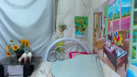 Snapshot of flowerfresh chatting on 10-13-25, 01:49 Lexii online show from 10-13-25, 01:49