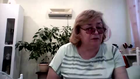 Flowerlower online show from 02-09-25, 02:18