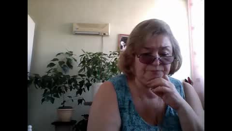 Flowerlower online show from 02-20-25, 08:17