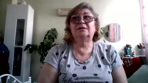 Flowerlower online show from 02-23-25, 06:28