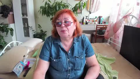 Flowerlower online show from 10-13-25, 08:03