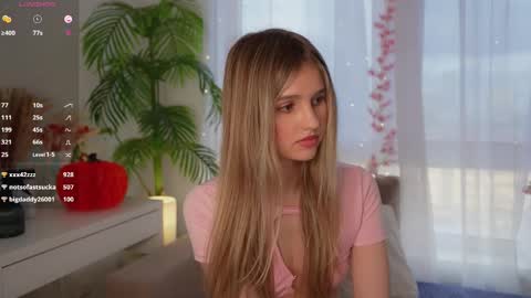 Snapshot of fluffy_angel chatting on 03-07-25, 12:01 Adeline online show from 03-07-25, 12:01