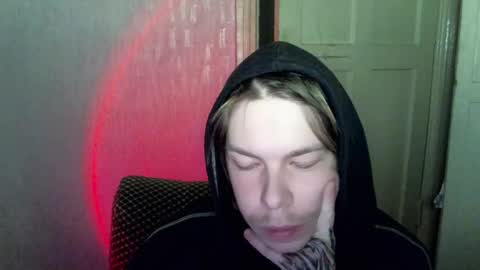 Snapshot of fluffy_boney chatting on 12-26-24, 05:40 Alexey online show from 12-26-24, 05:40