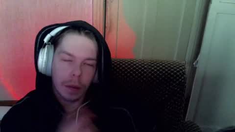 Snapshot of fluffy_boney chatting on 01-05-25, 09:15 Alexey online show from 01-05-25, 09:15