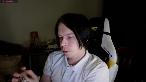 Snapshot of fluffy_boney chatting on 03-17-26, 12:48 Alexey online show from 03-17-26, 12:48