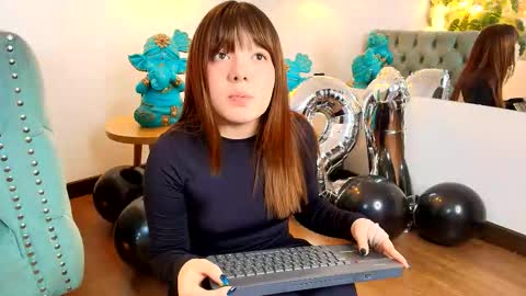  FLUFFY BUBBLE  online show from 09-21-25, 03:52