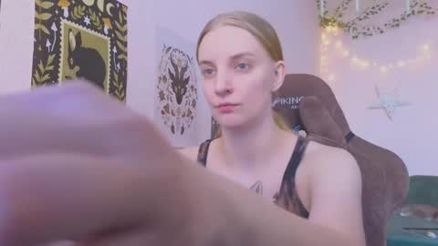 Agatha online show from 03-21-26, 09:36